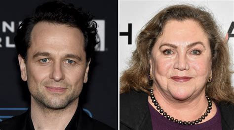 Matthew Rhys Regrets Kathleen Turner Nude Photo Leak from ...